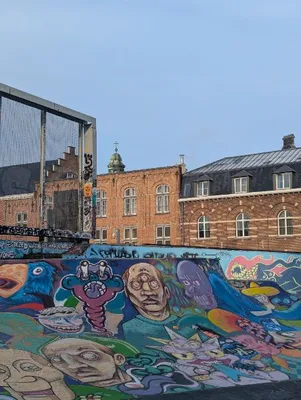 Trainspotting smoke spot — cover photo